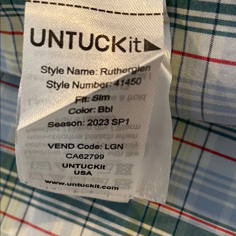 XL Untuckit bundle - Picture 5 of 6